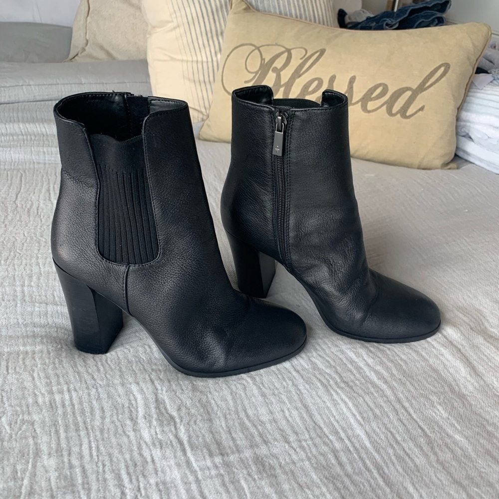 🔥 KENNETH COLE BLACK LEATHER TALL ANKLE BOOTS